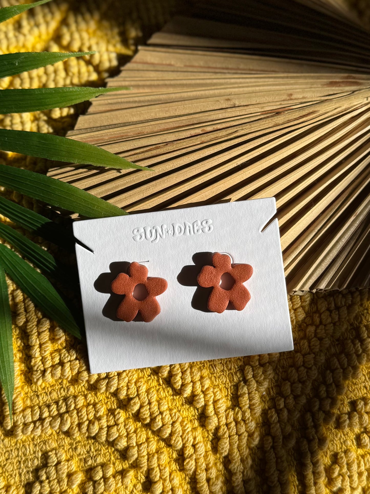 Mini Pua studs