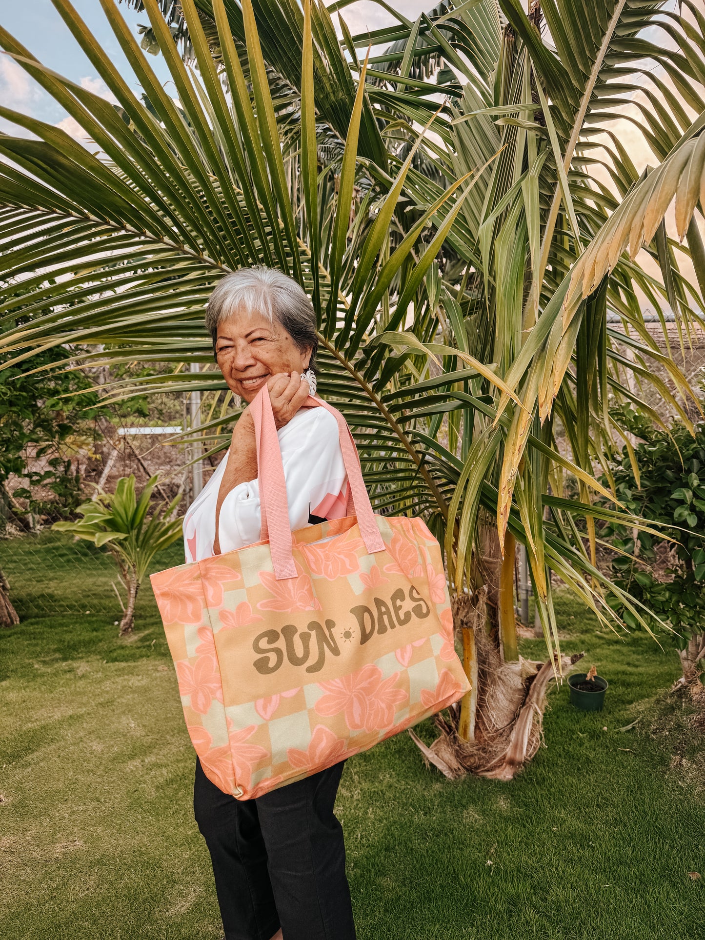 Exclusive MIH tote 2025