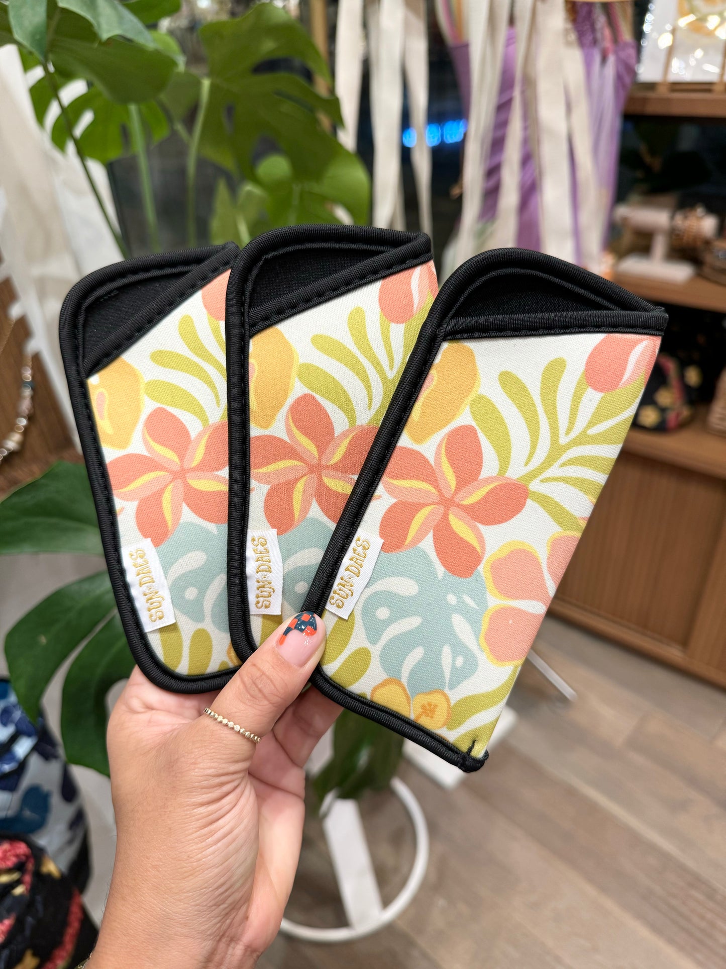 Groovy Tropical Sunny Holder