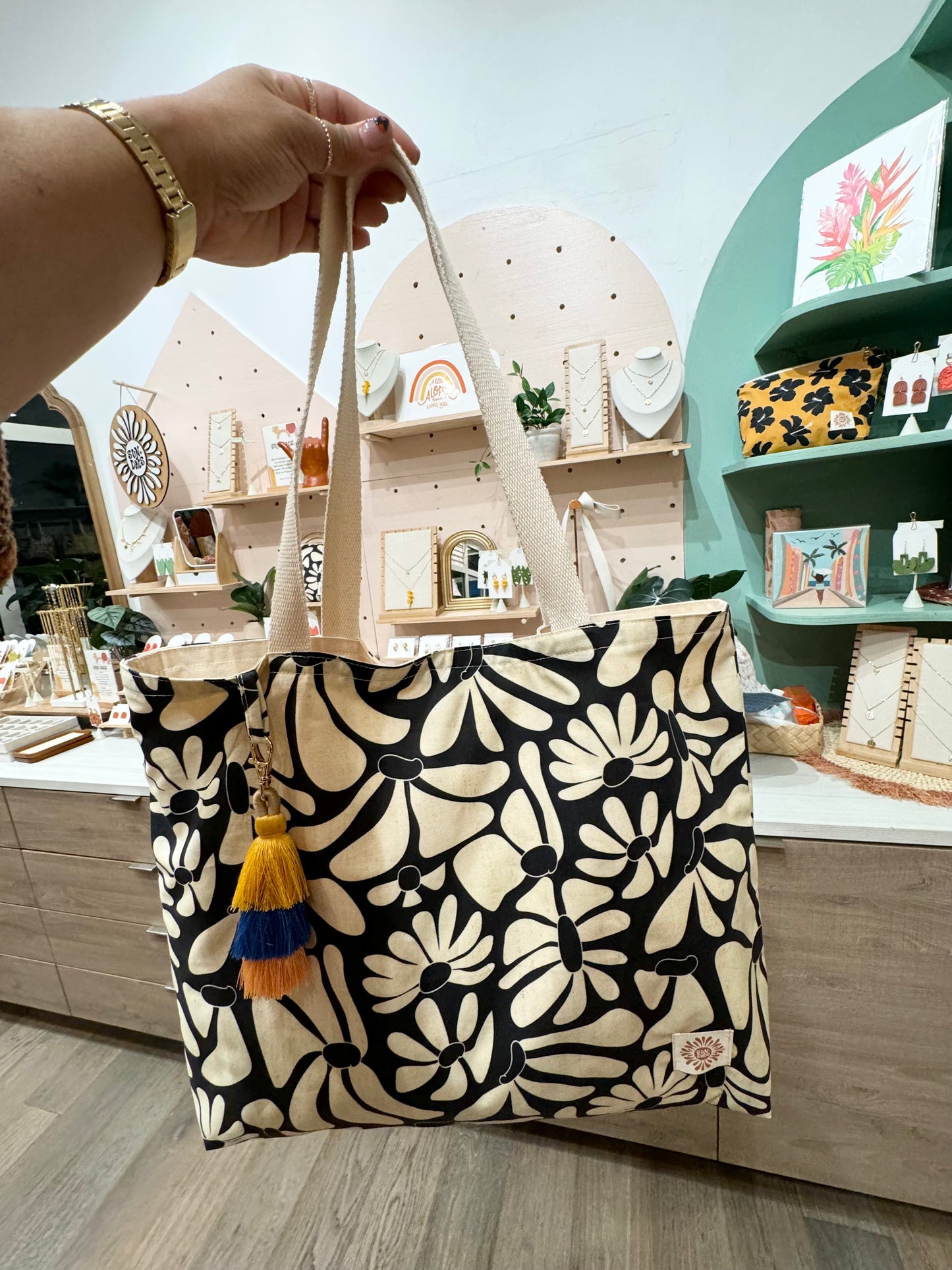 Black Retro Whimsy Everything tote
