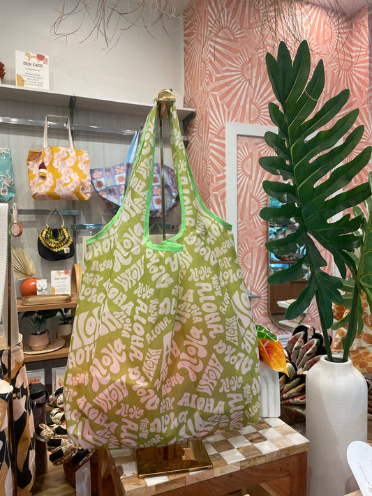 Green Wavy Aloha Reusable Tote