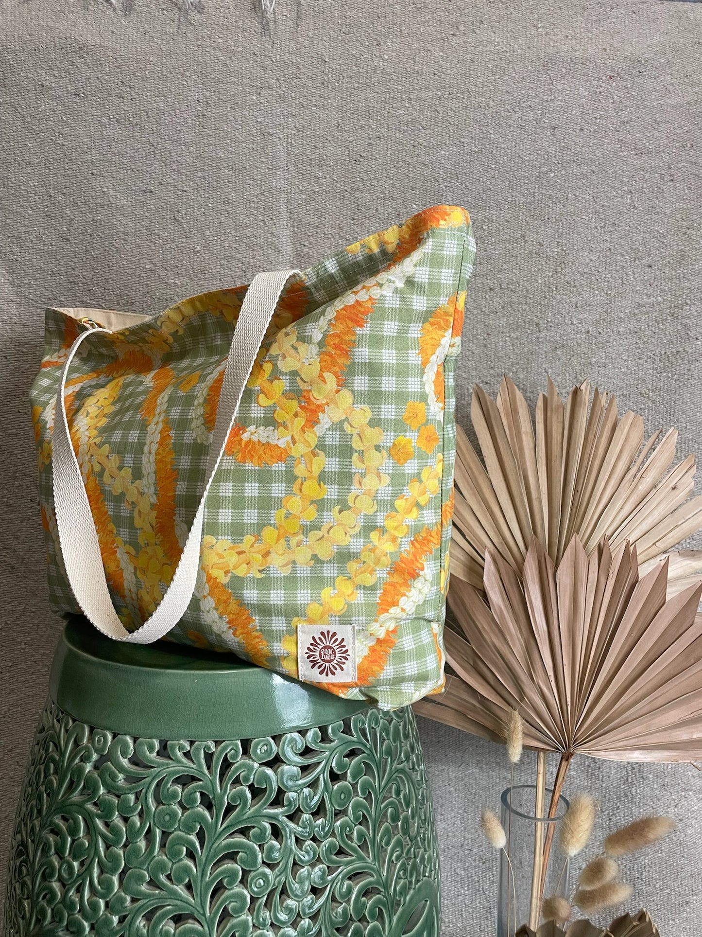Lei Palaka in everything tote