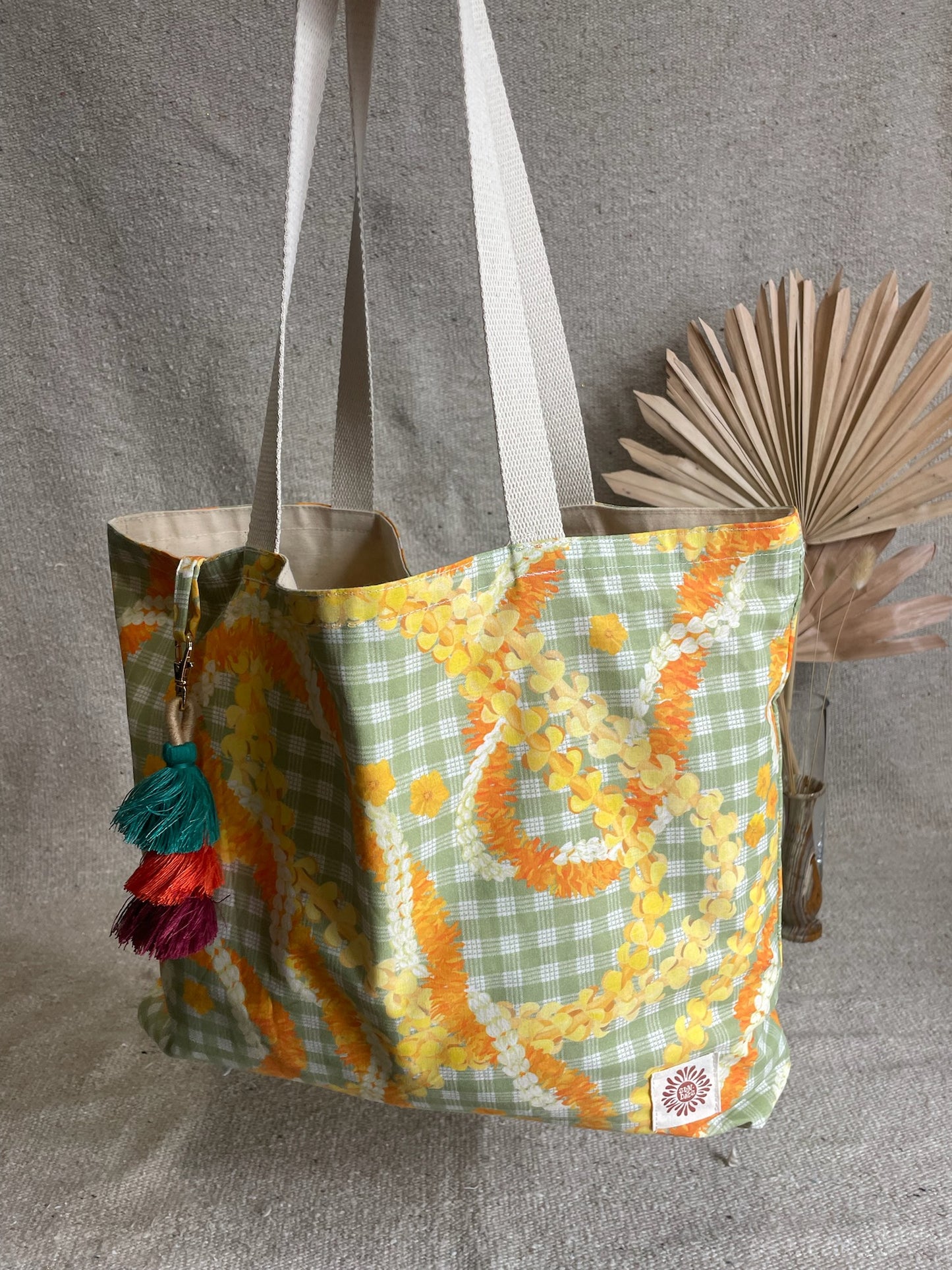 Lei Palaka in everything tote