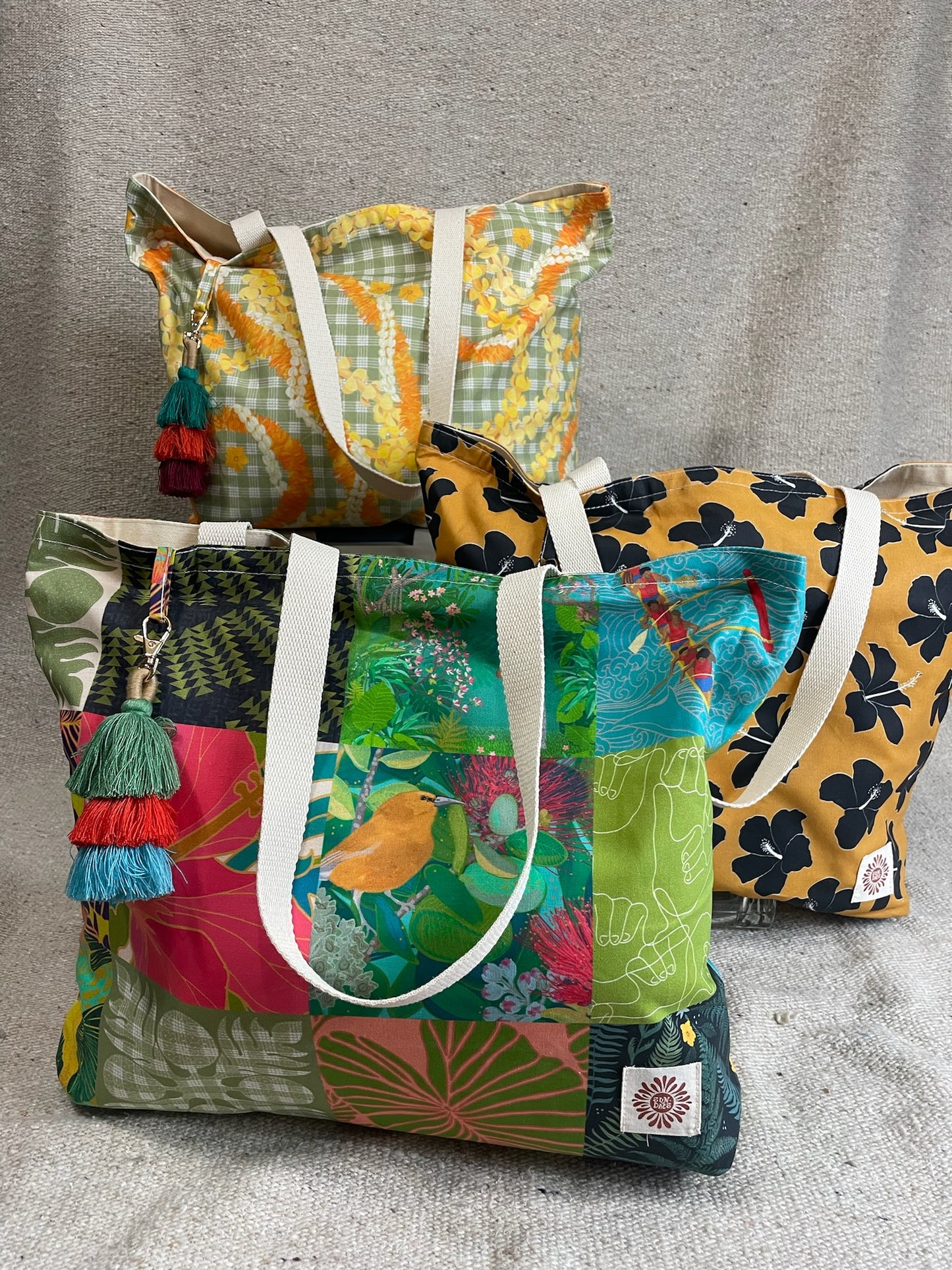 Hwn patch Queen Everything tote