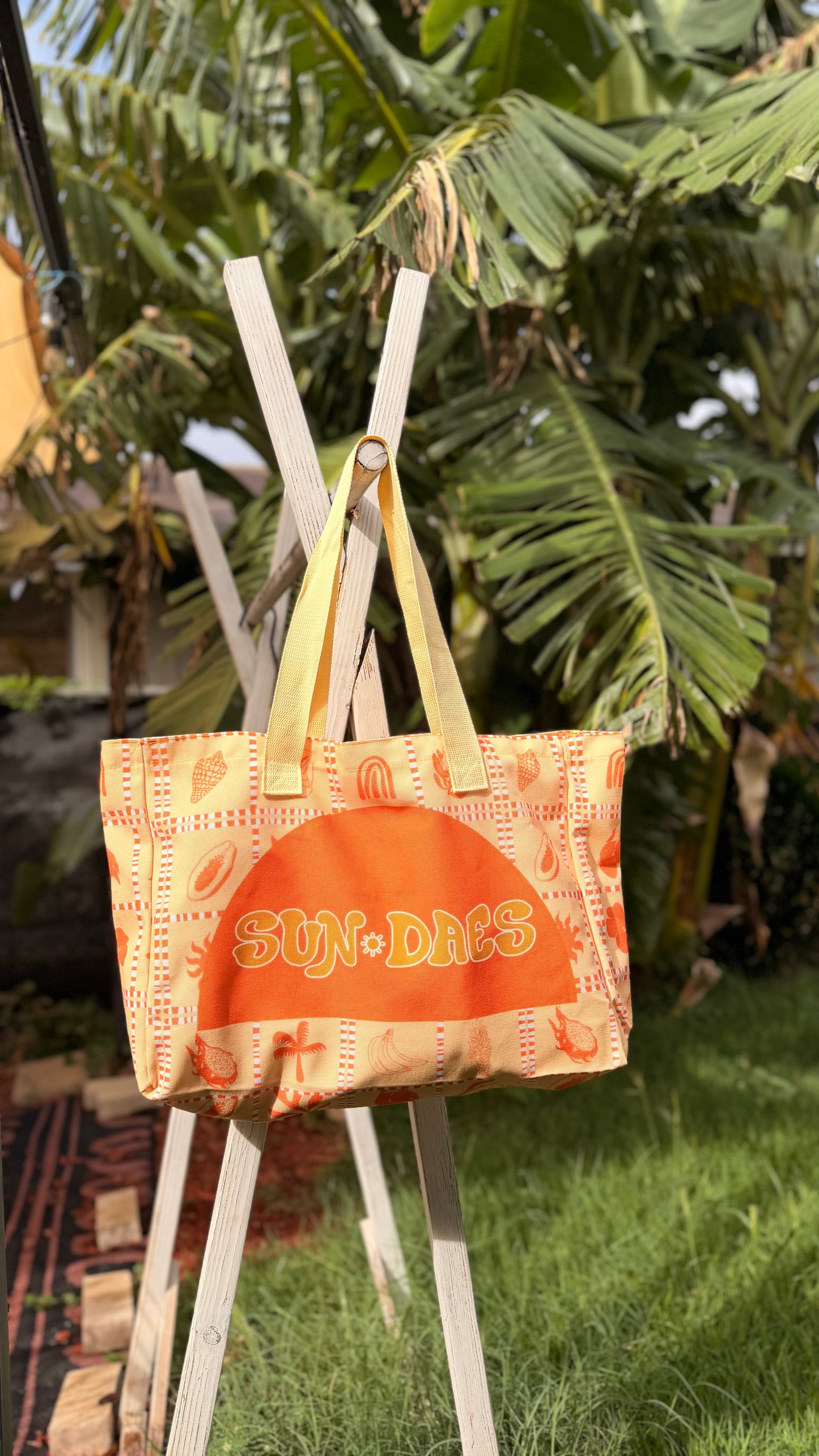 Coffee date Sun.daes Tote