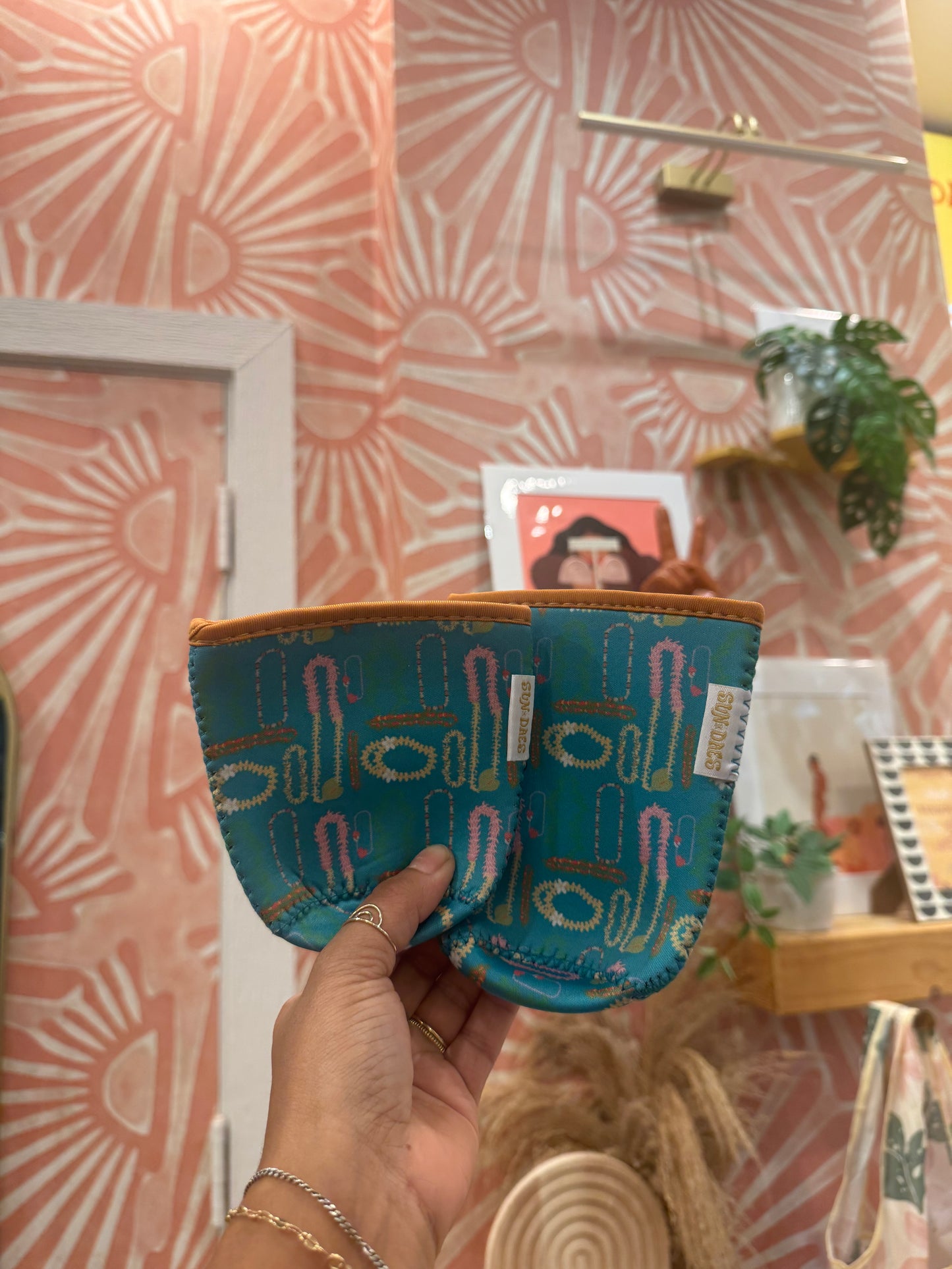 Teal Leis Coffee Sleeve LRG