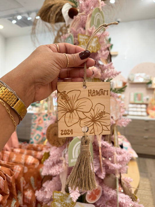 Hawaii 2024 Wood tassel Ornament