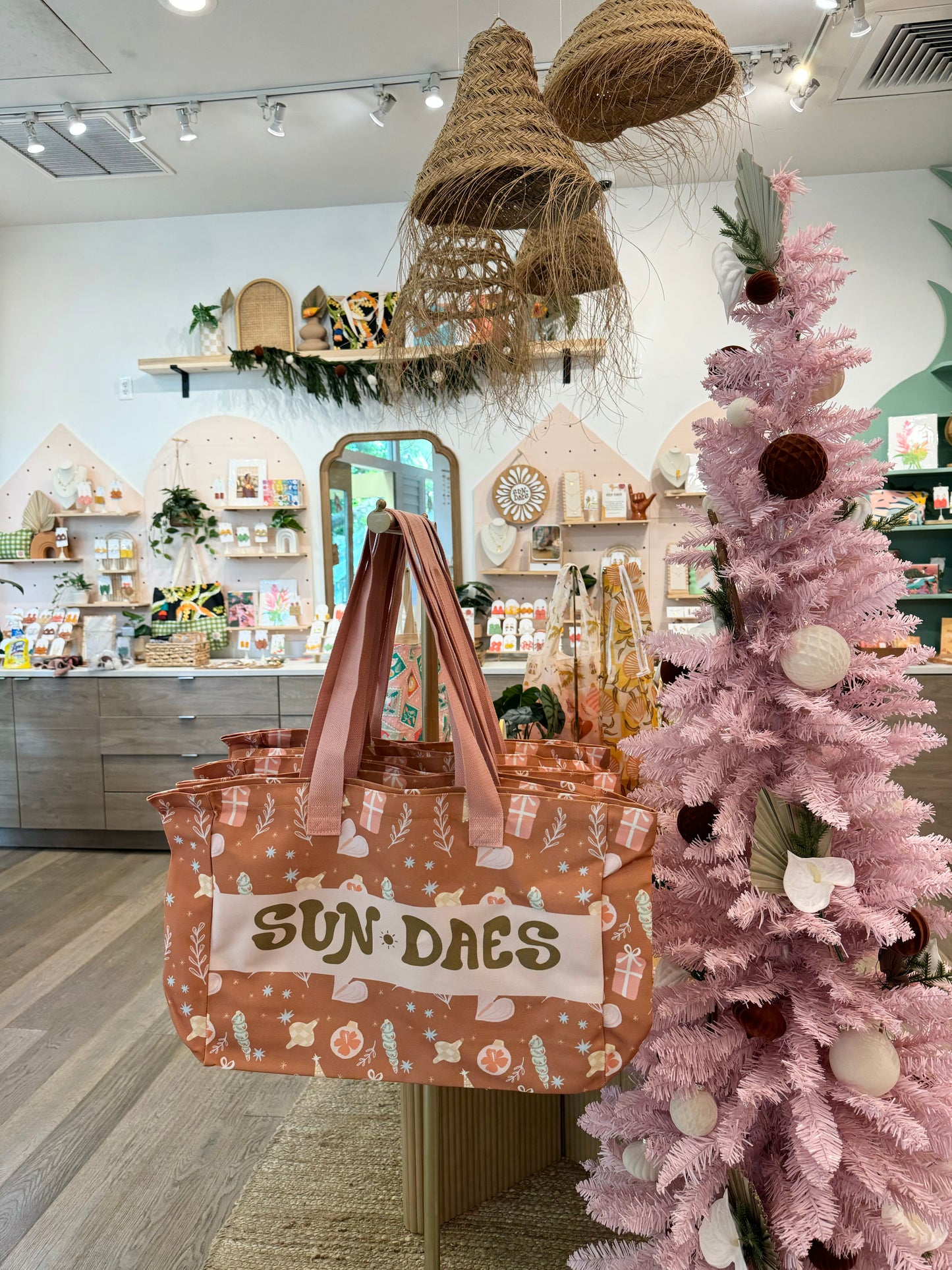 Sun.daes Holiday tote