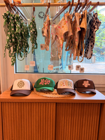 Sun.daes Trucker Hat