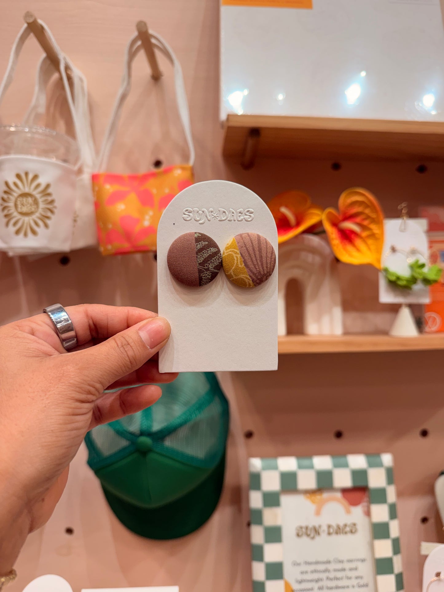 Button studs