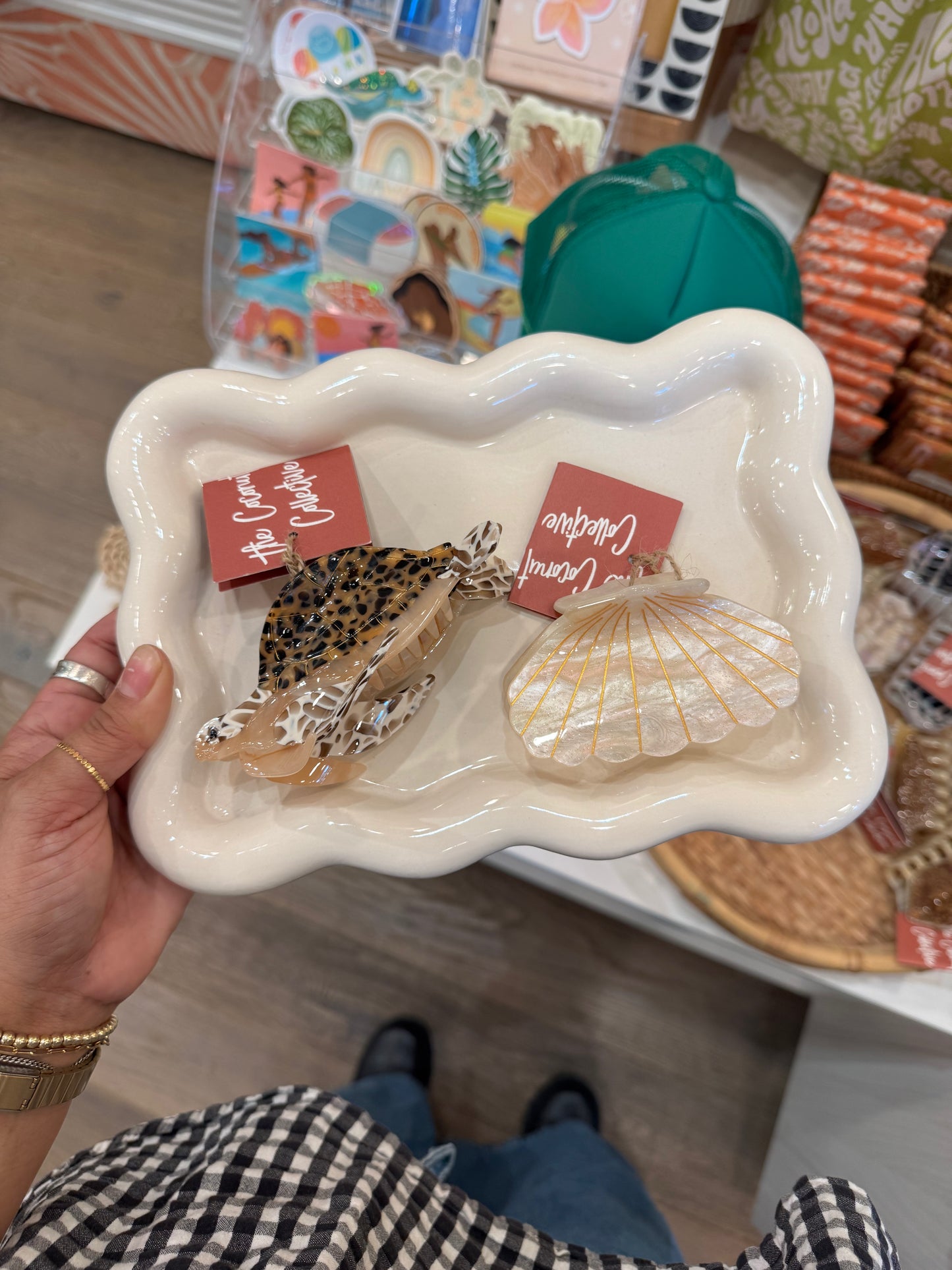 Ivory Clam Claw clip