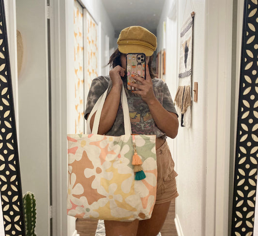 Pastel Retro daisy Everything tote